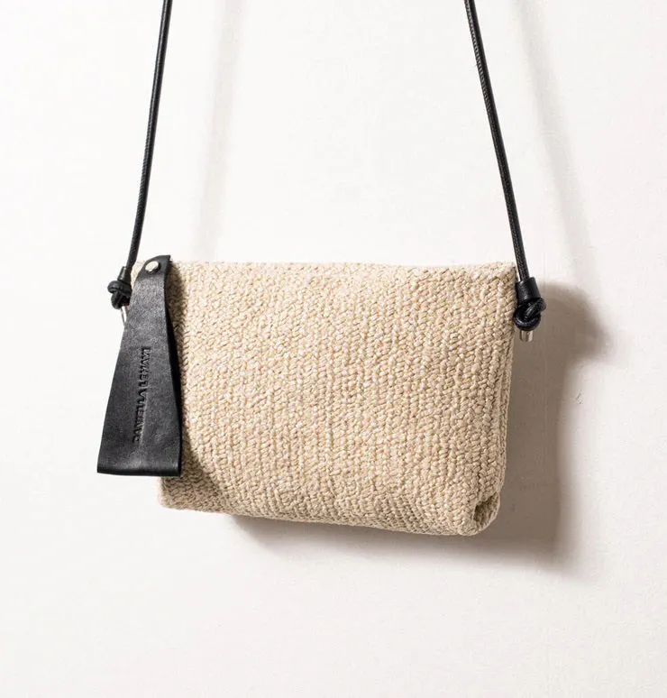 DANIELA LEHAVI - VEGA STRAW CLUTCH