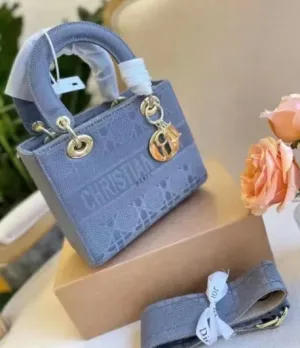Luxury Handbags - 6847