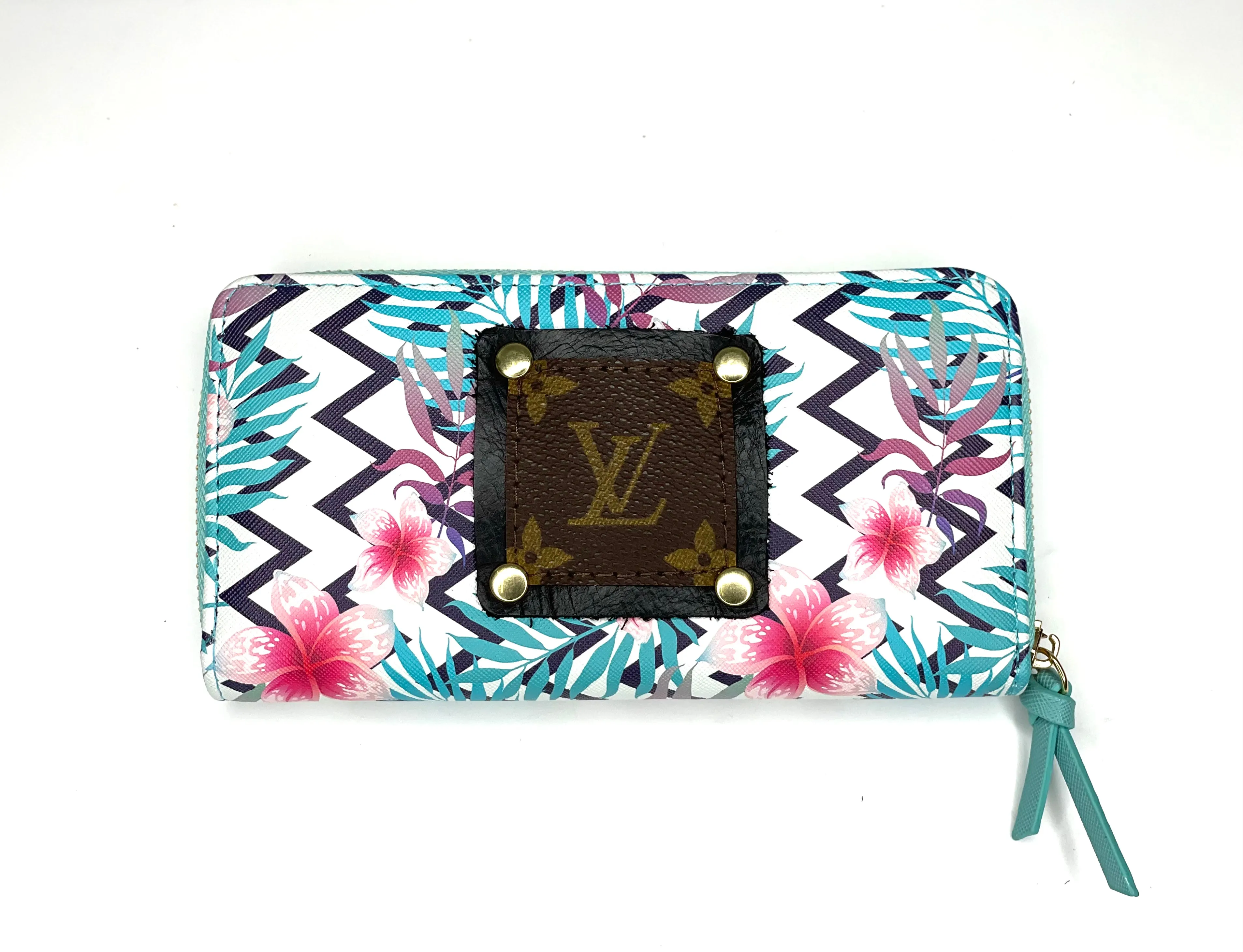 Single Wallet in Light Blue tropical wallet (black patch, gold hardware)